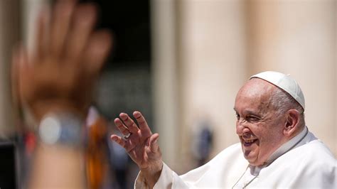 Pope's top adviser, women who say they were abused by ex .